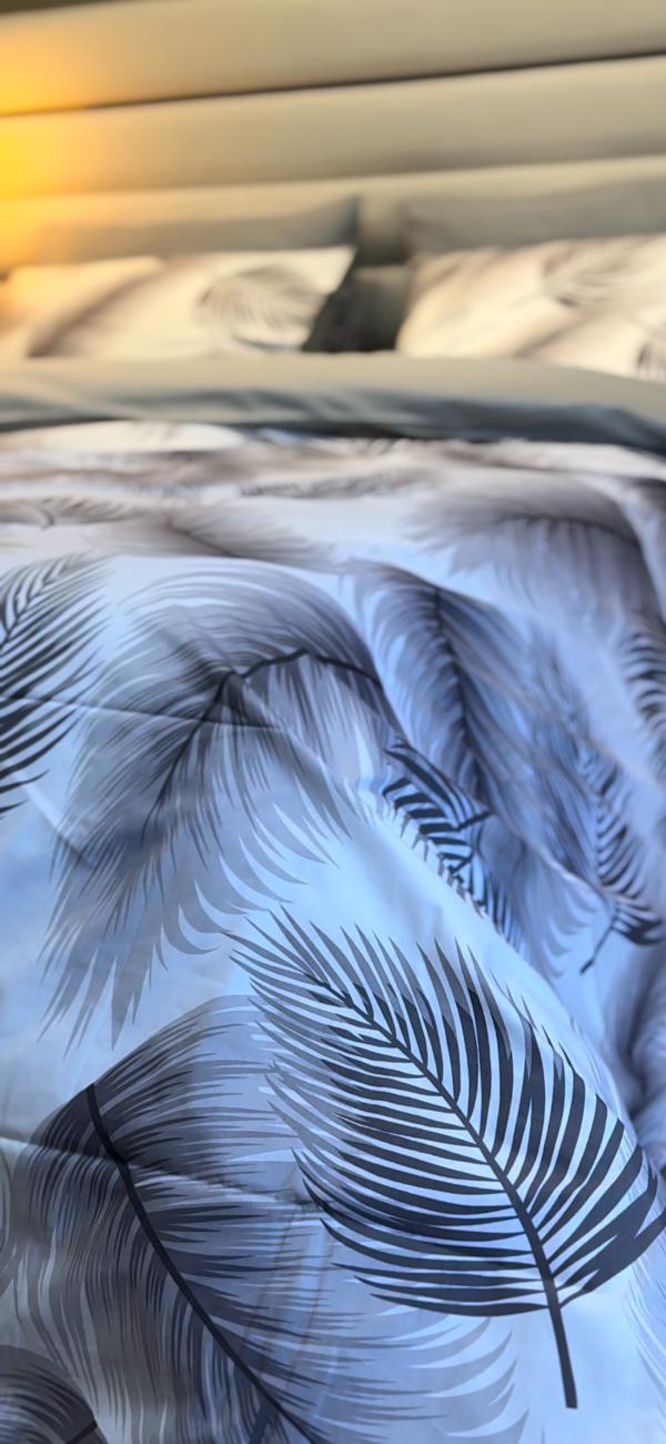 IMG_3016 Cache couette Forêt Rêveuse