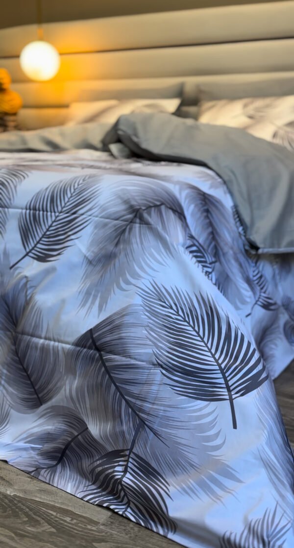 IMG_3017 Cache couette Forêt Rêveuse