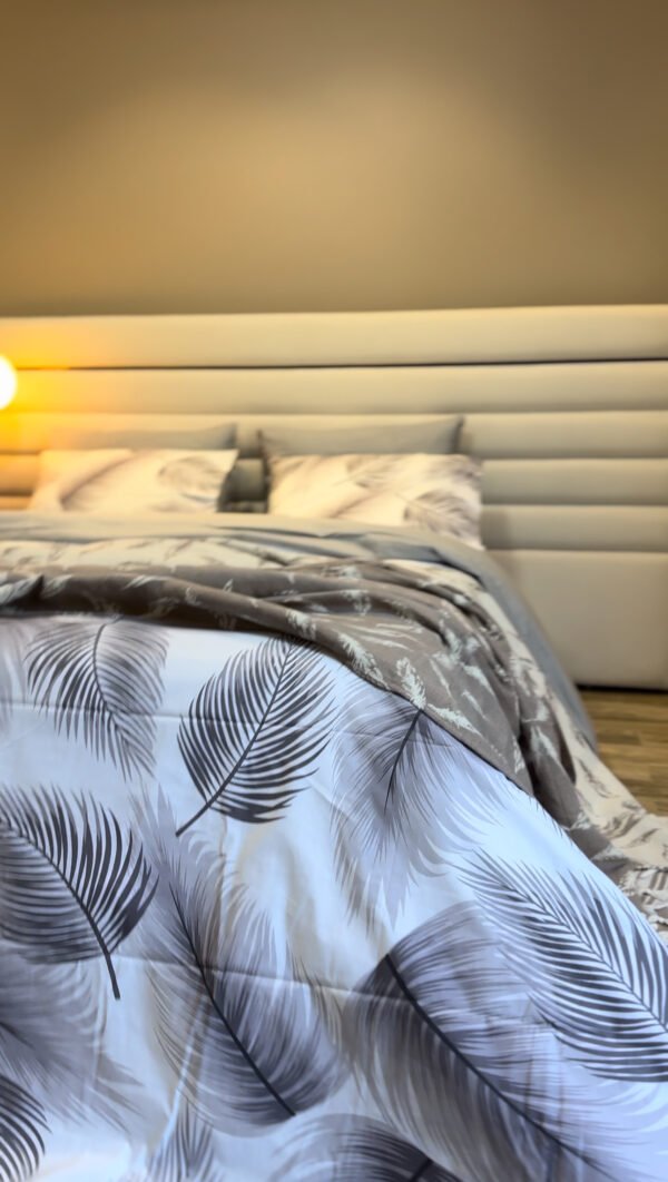 IMG_3027 Cache couette Forêt Rêveuse