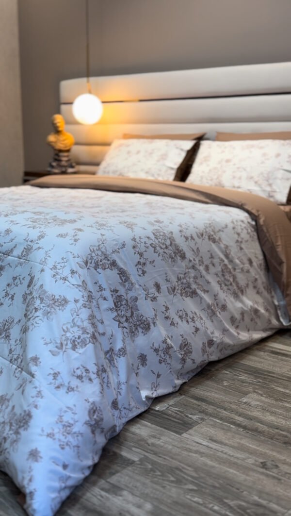 IMG_3033 Cache couette Voile de Verdure