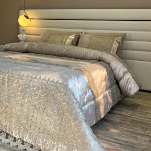 Couvre lit Tulle