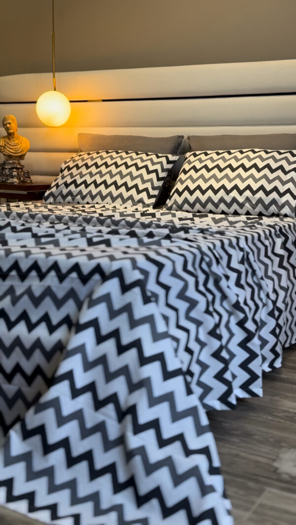 Parure de Lit ZigZag– Élégance Contemporaine