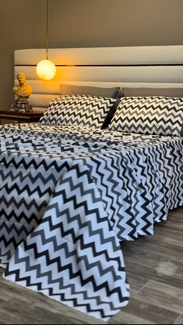 Parure de Lit ZigZag– Élégance Contemporaine