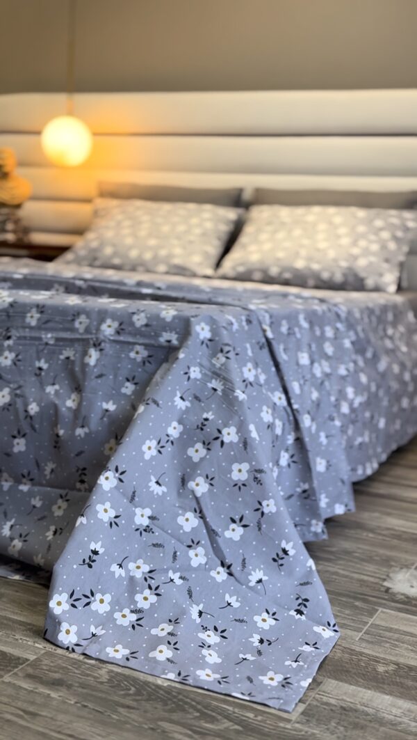Parure de lit Plumes d’Azur – Élégance Bohème