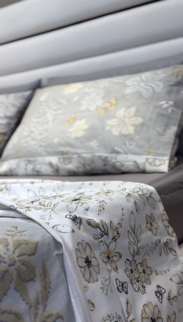 Parure de Lit Élégance Bohème – Sérénité Dorée