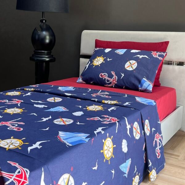 Parure de Lit Thème Marin – Bleu Marine et Rouge