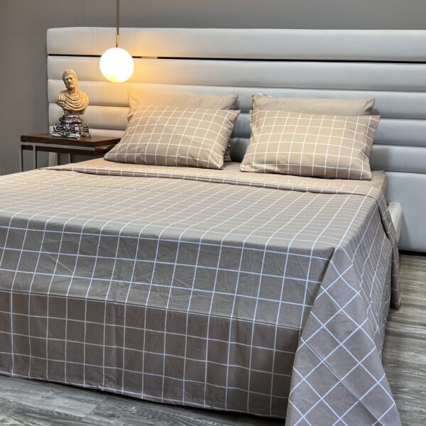 Parure de Lit Quadrillage Élégant – Modernité