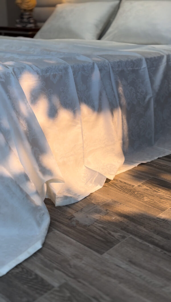 Parure Satin de Coton Uni - design baroque