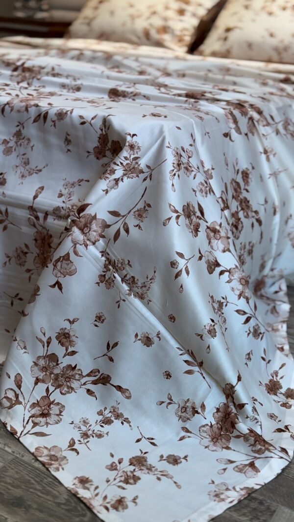Parure Satin De Coton Imprimé Fleurs Marron