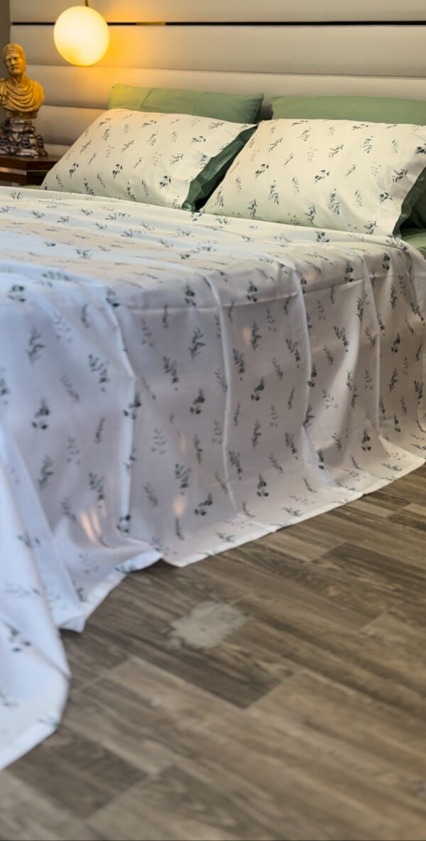Parure Satin De Coton Imprimé Feuilles et Baies