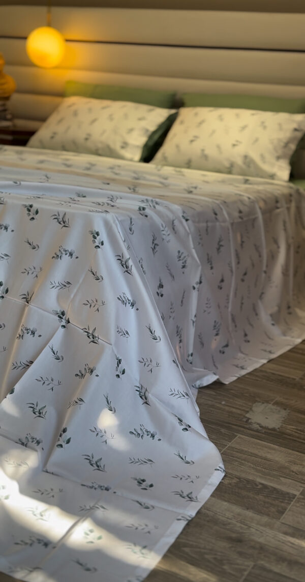 Parure Satin De Coton Imprimé Feuilles et Baies