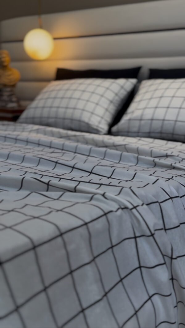 Parure de Lit Élégance – Carreaux Noir et Blanc