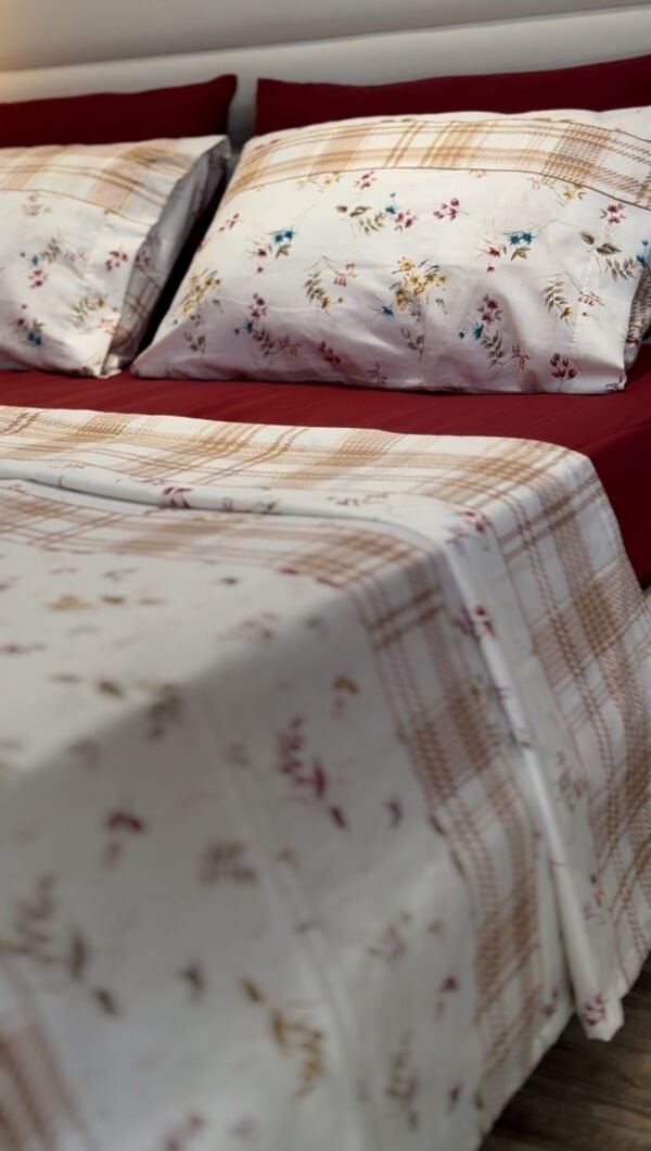 Parure de Lit Jardin de Roses – Éclat Blanc et Rouge