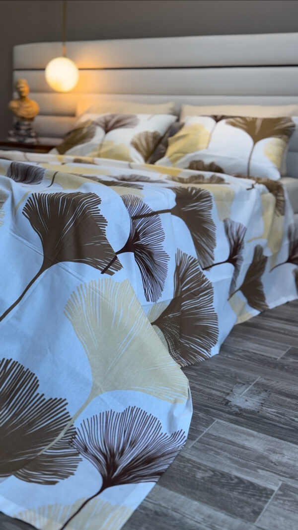 Parure de Lit Feuilles de Ginkgo – Beige et Marron
