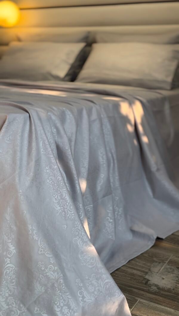 Parure de Lit Couleur Uni –  Design Baroque