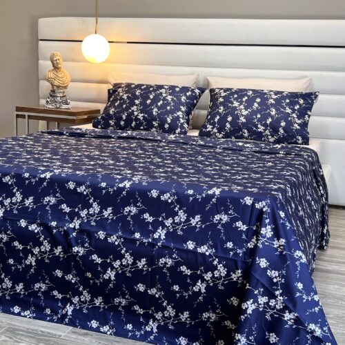 Parure Satin De Coton Imprimé Fleurs de Cerisier Bleu Nuit
