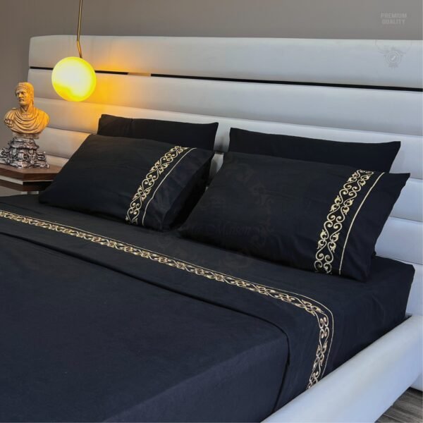 22 Parure de Lit Brodée - Fer Forget Doré métallique