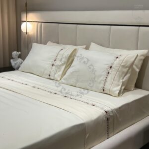 Parure de Lit Brodée –  Diamant Fine Noir