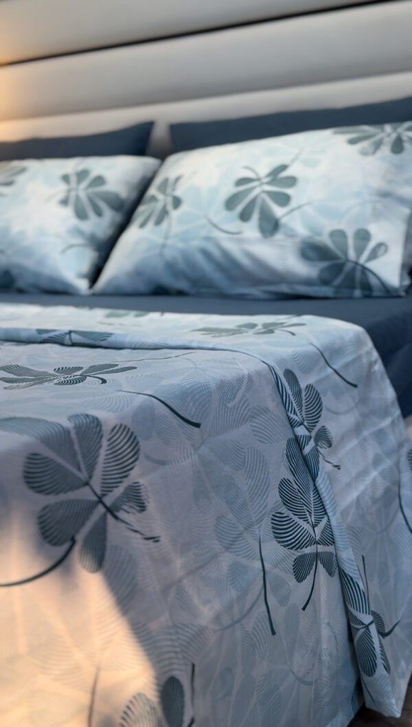 Parure de Lit Jardin Poétique – Bleu Pétale