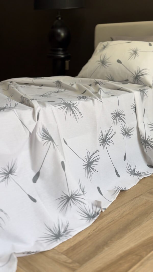 Parure de Lit Jardin Aérien – Blanc Doux & Brume Grise