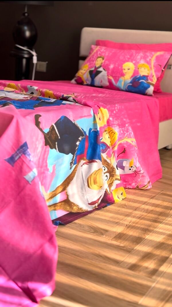 Parure de Lit Reine des Neiges – Magie Cristalline