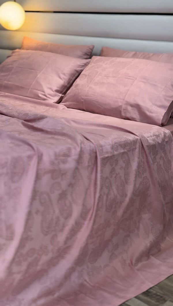 Parure de Lit Satin De Coton Rose Poudré – Éveil Pastel