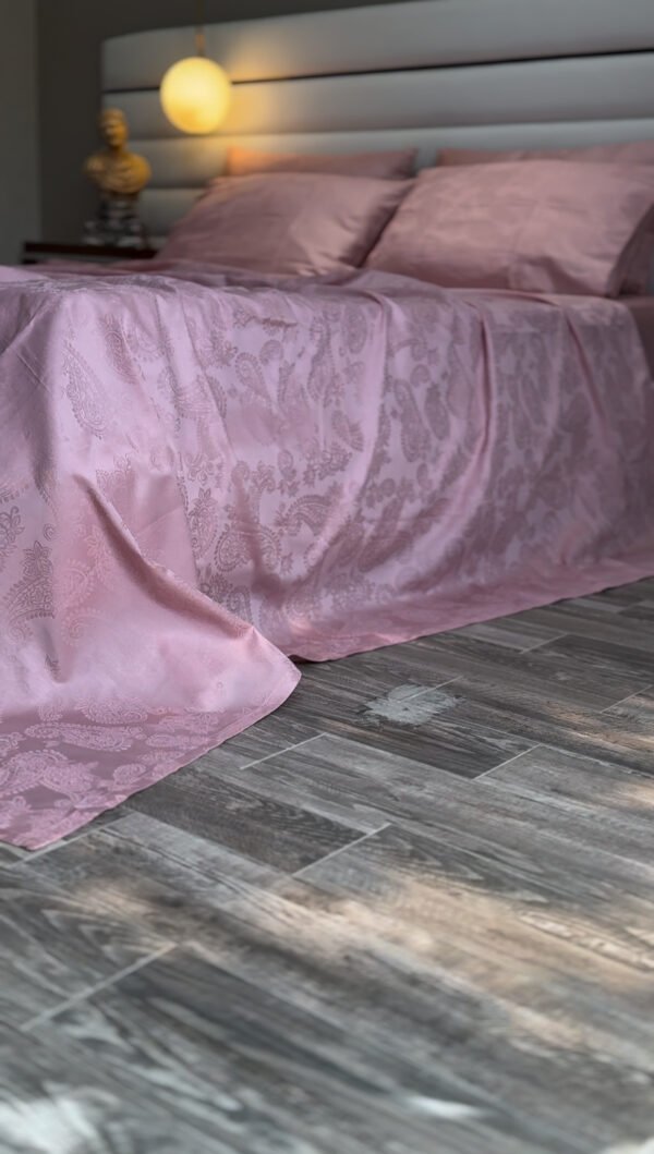 Parure de Lit Satin De Coton Rose Poudré – Éveil Pastel