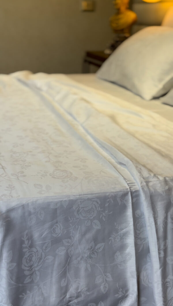 Parure de Lit Satin De Coton Silence Blanc – Minimalisme