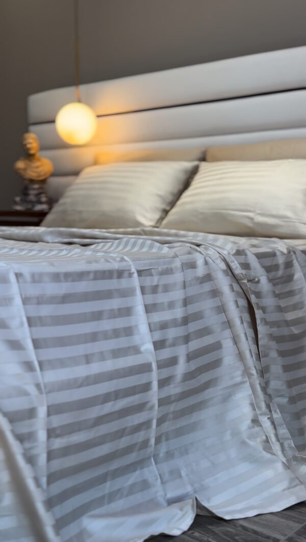 IMG_2548 Parure de Lit Satin De Coton Rayures - Ivoire & Beige Doux