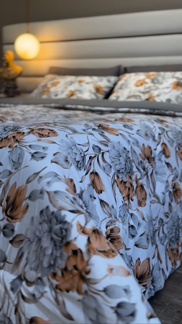 Couette 2 Places Design Contemporain – Fleurs Ton Naturel