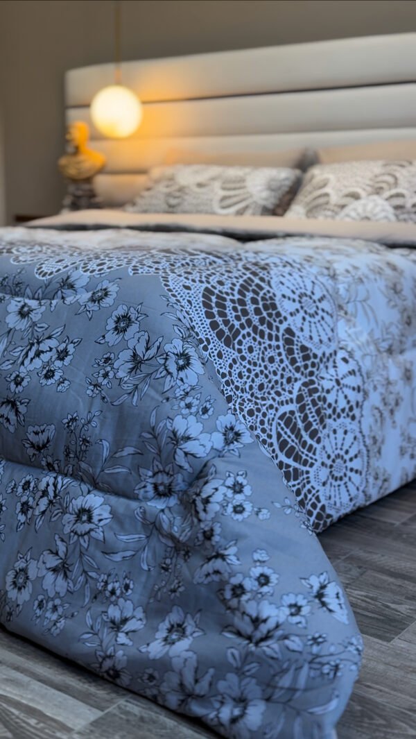 Couette 2 Places Élégance Florale – Dentelle Gris Perle