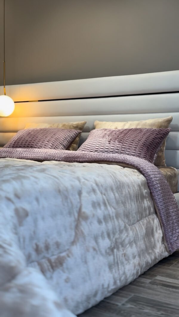 Couvre-lit Polaire 2 Places  –  Songe Violet