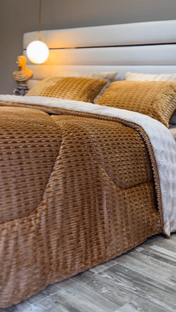 Couvre-lit Polaire 2 Places  –  Douceur Boréale