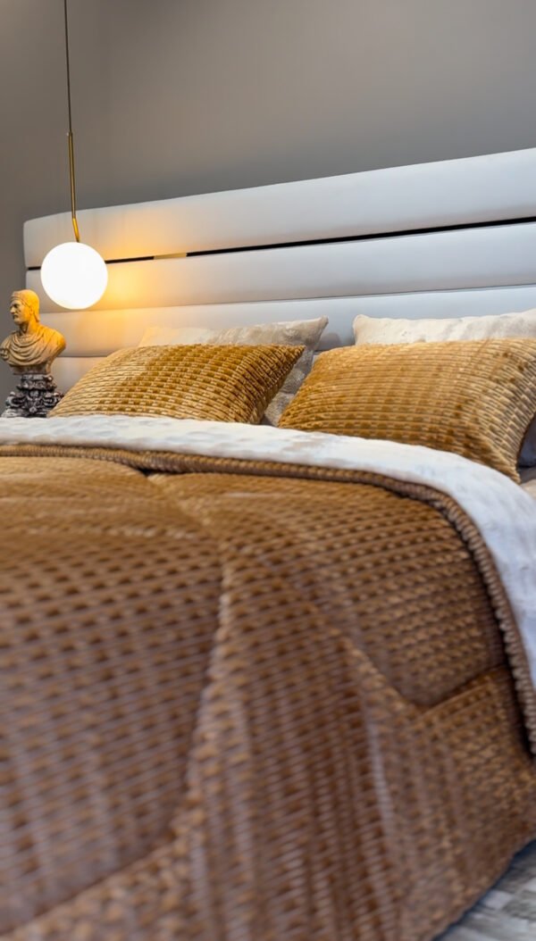 Couvre-lit Polaire 2 Places  –  Douceur Boréale