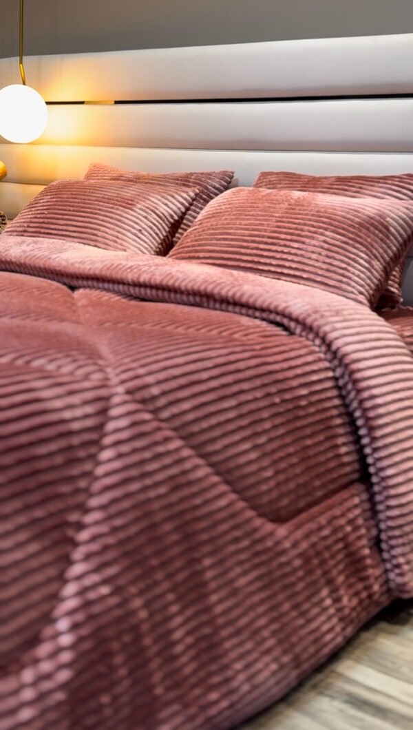 IMG_4340 Couvre-lit Polaire 2 Places – Ultra Doux Mauve