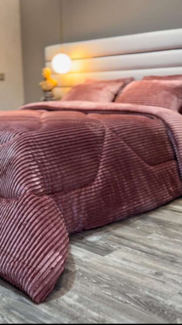 IMG_4345 Couvre-lit Polaire 2 Places – Ultra Doux Mauve