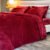 IMG_4362 Couvre-lit Polaire 2 Places – Rouge Velours Élégance