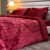 IMG_4372 Couvre-lit Polaire 2 Places – Rouge Velours Élégance