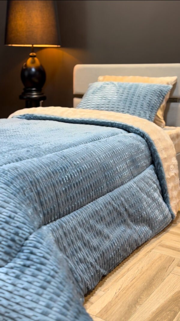 IMG_4581 Couvre-lit Polaire 1 Place – Gris Bleu Premium