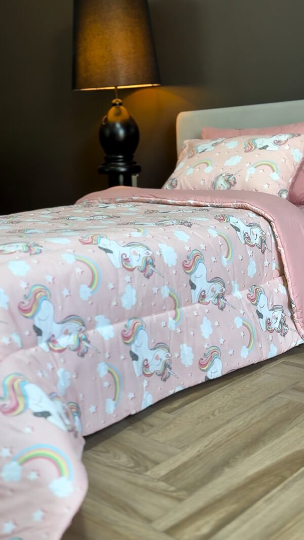 Couette 1 Place Licorne Arc-en-Ciel – Rêves Magiques