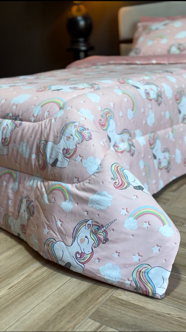 Couette 1 Place Licorne Arc-en-Ciel – Rêves Magiques