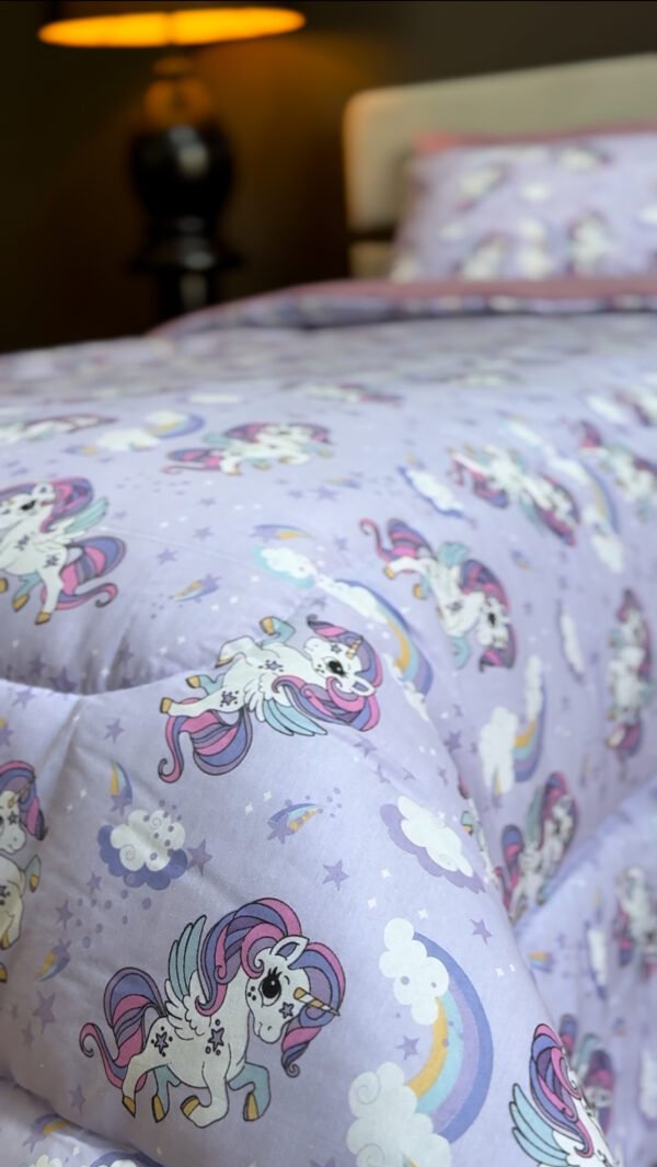 IMG_5143 Couette 1 Place Licorne Céleste – Rêves Lavande