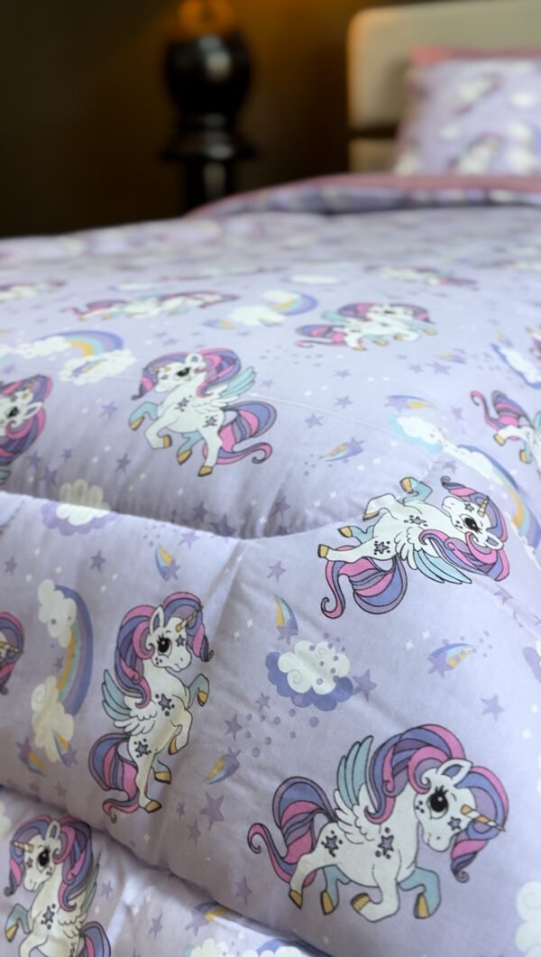 IMG_5147 Couette 1 Place Licorne Céleste – Rêves Lavande