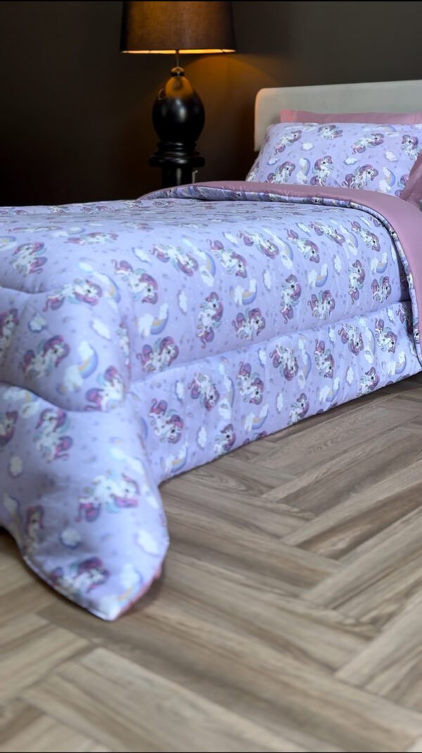 IMG_5149 Couette 1 Place Licorne Céleste – Rêves Lavande
