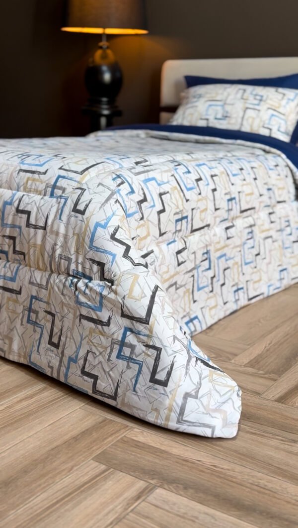 Couette 1 Place Éclats Urbains – Bleu Nuit & Beige