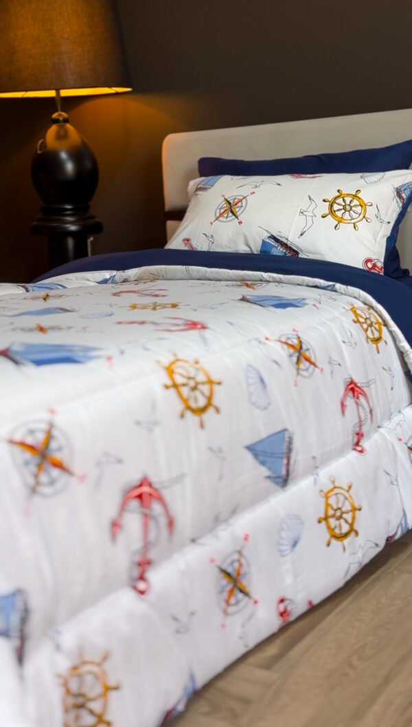 IMG_5303 Couette 1 Place Capitaine Bleu – Évasion Marine