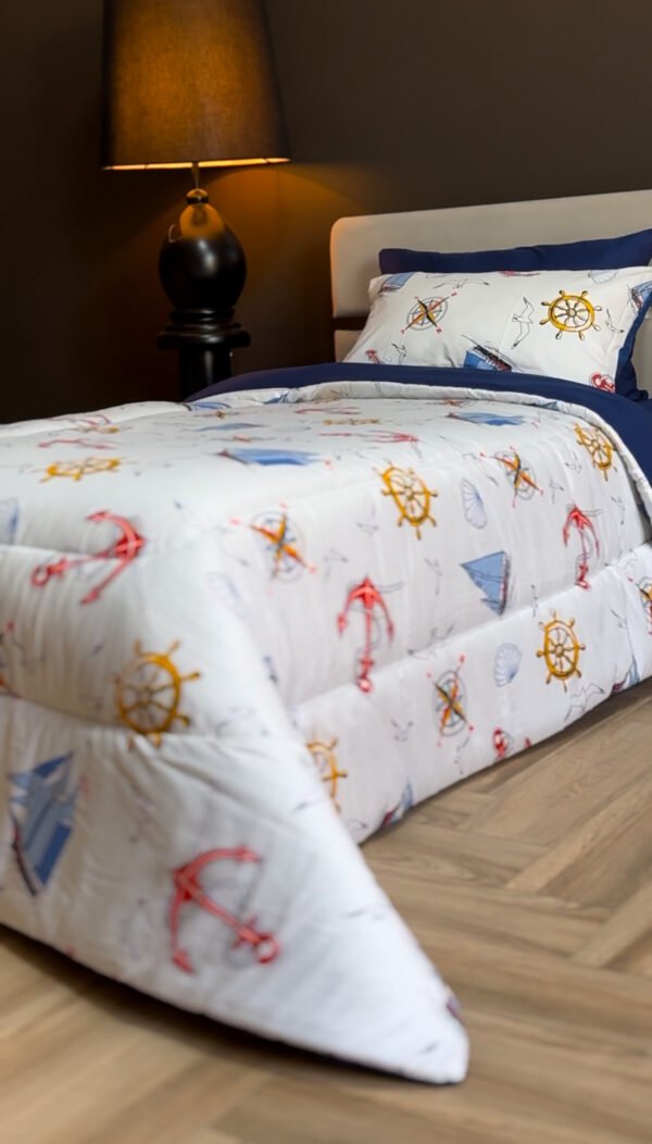 IMG_5304 Couette 1 Place Capitaine Bleu – Évasion Marine