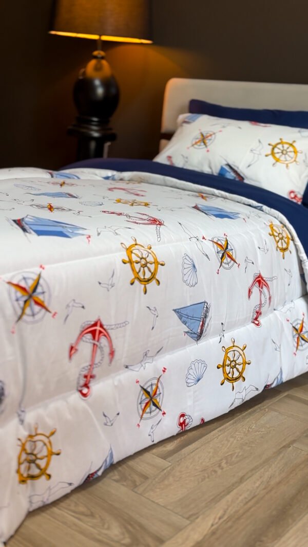 IMG_5307 Couette 1 Place Capitaine Bleu – Évasion Marine