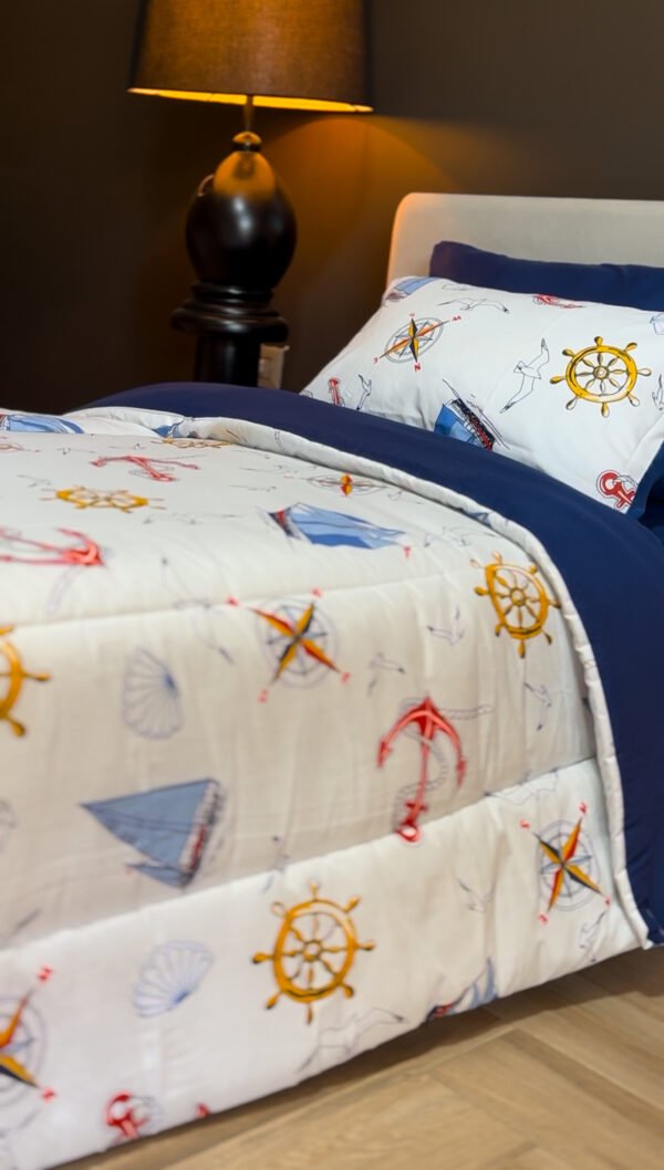 IMG_5309 Couette 1 Place Capitaine Bleu – Évasion Marine