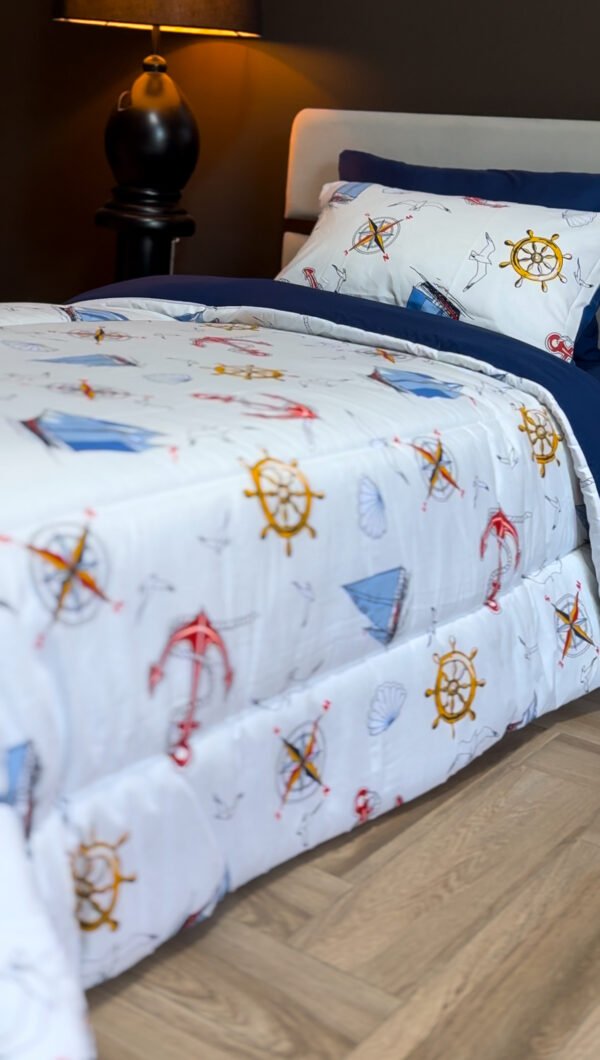 IMG_5320 Couette 1 Place Capitaine Bleu – Évasion Marine